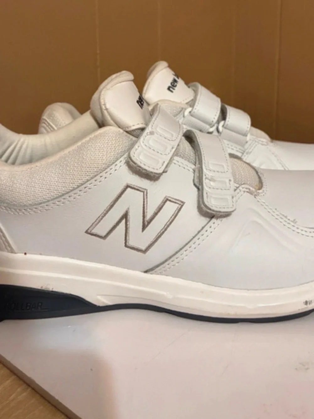 New Balance Mens White Hook-and-Loop Sneakers